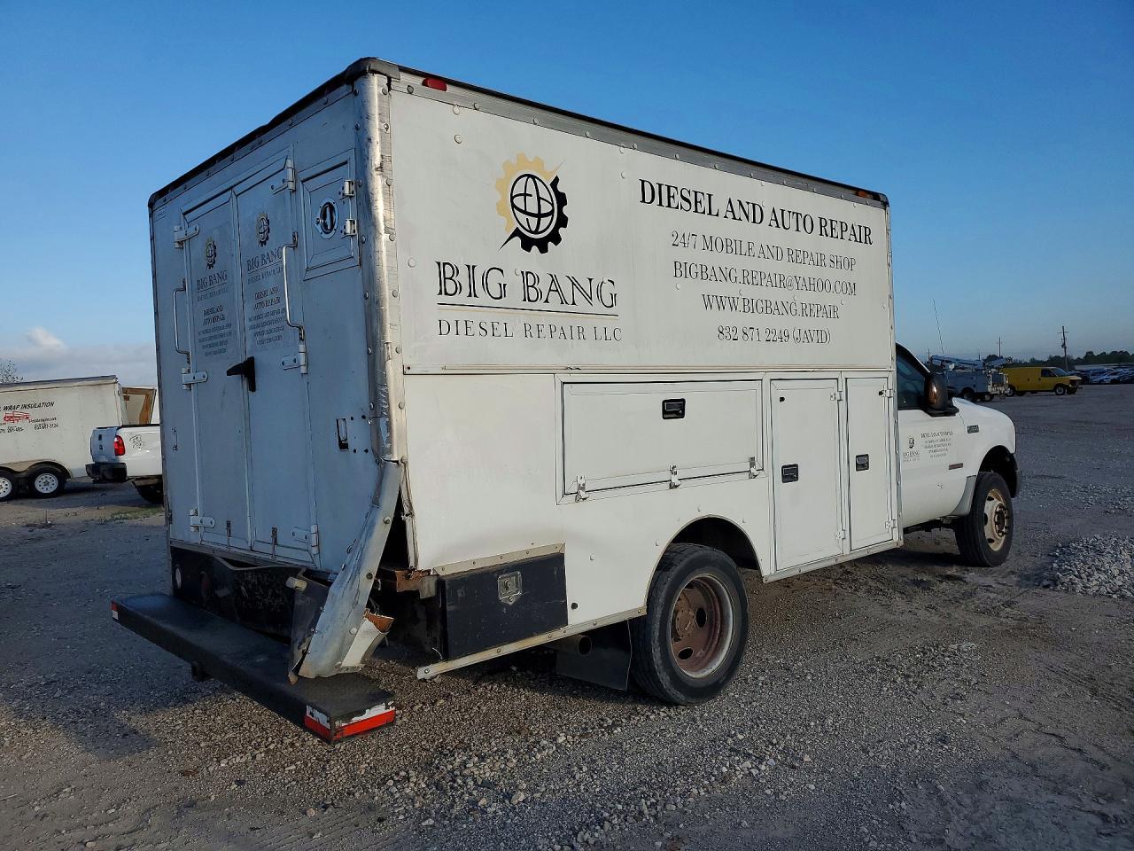 2004 Ford 2022 Ford Utility / Service Truck