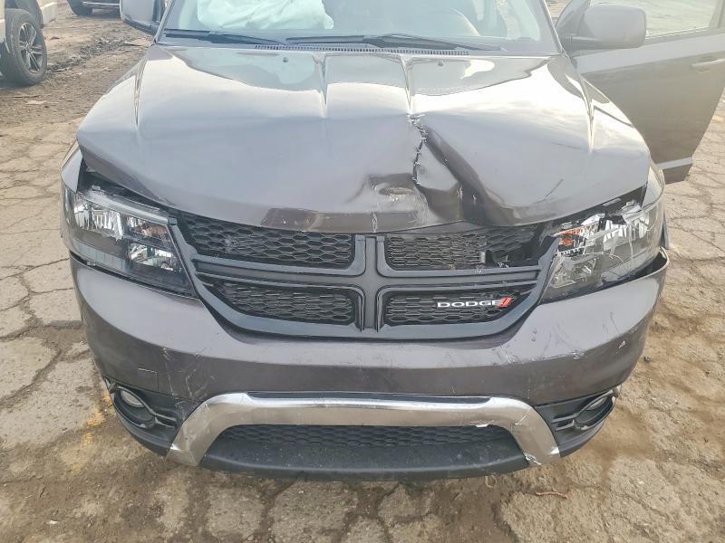 2020 Dodge Journey Crossroad