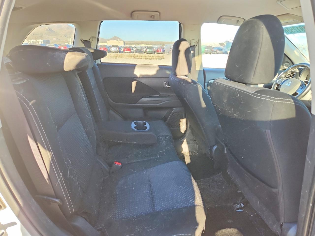 2016 Mitsubishi Outlander se