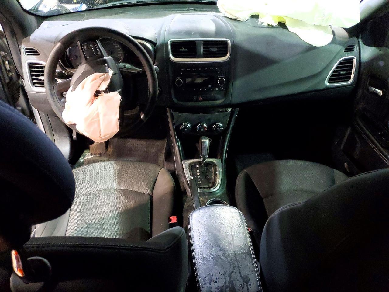 2013 Dodge Avenger se