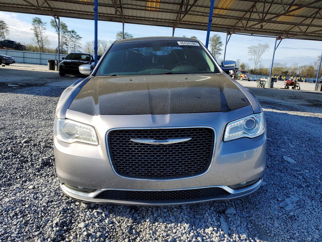 2016 Chrysler 300c