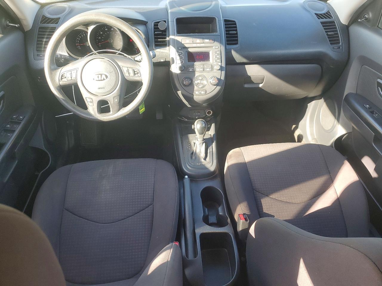 2013 KIA Soul Base