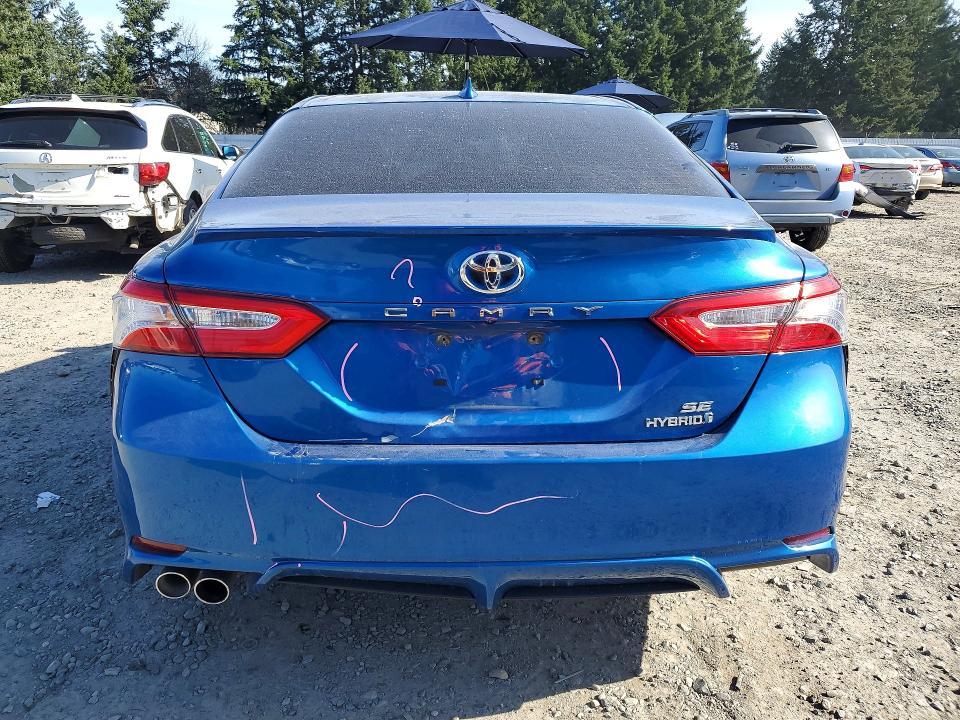 2020 Toyota Camry Hybrid se