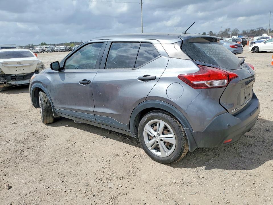 2020 Nissan Kicks s