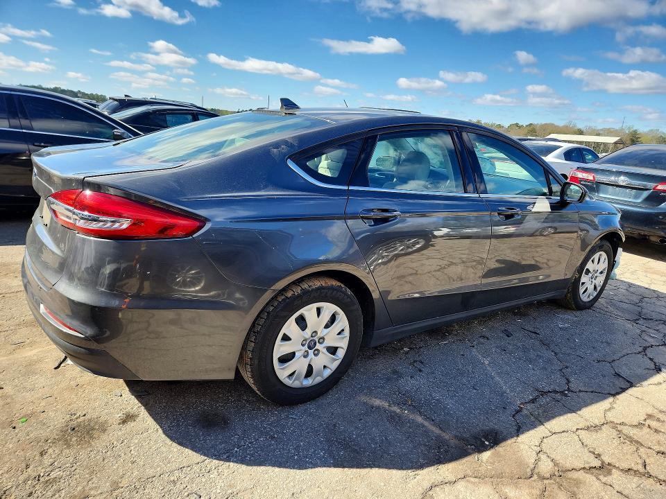 2020 Ford Fusion s