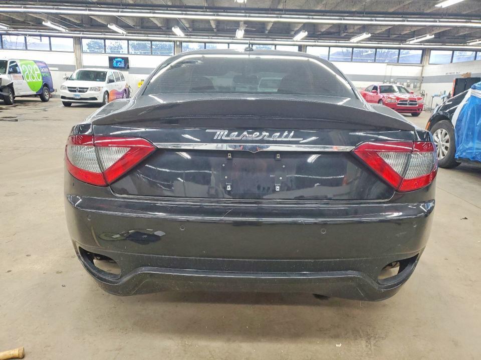 2013 Maserati Granturismo s
