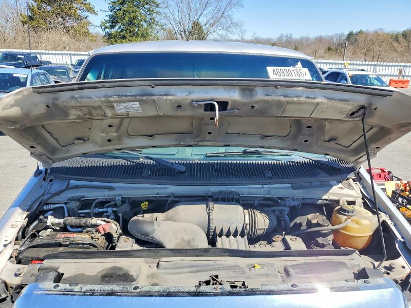 2013 Ford Econoline E350 Super Duty Wagon