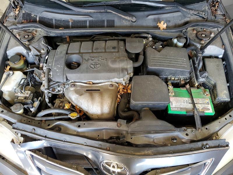 2011 Toyota Camry le