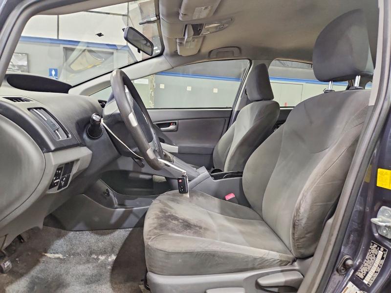 2010 Toyota Prius iii