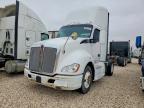 2014 Kenworth T680 Semi Truck