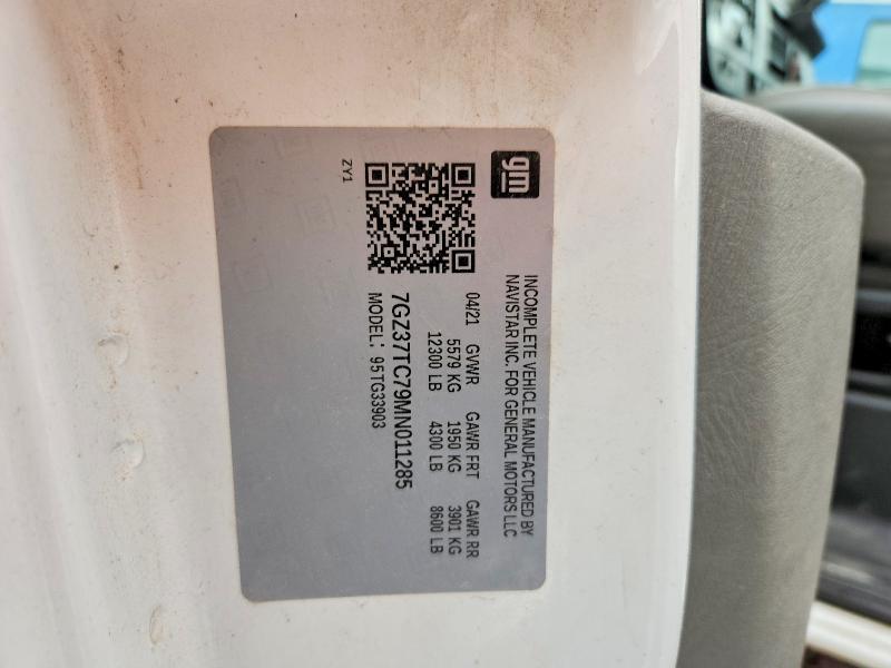 2021 GMC Savana CUT-BOX Truck