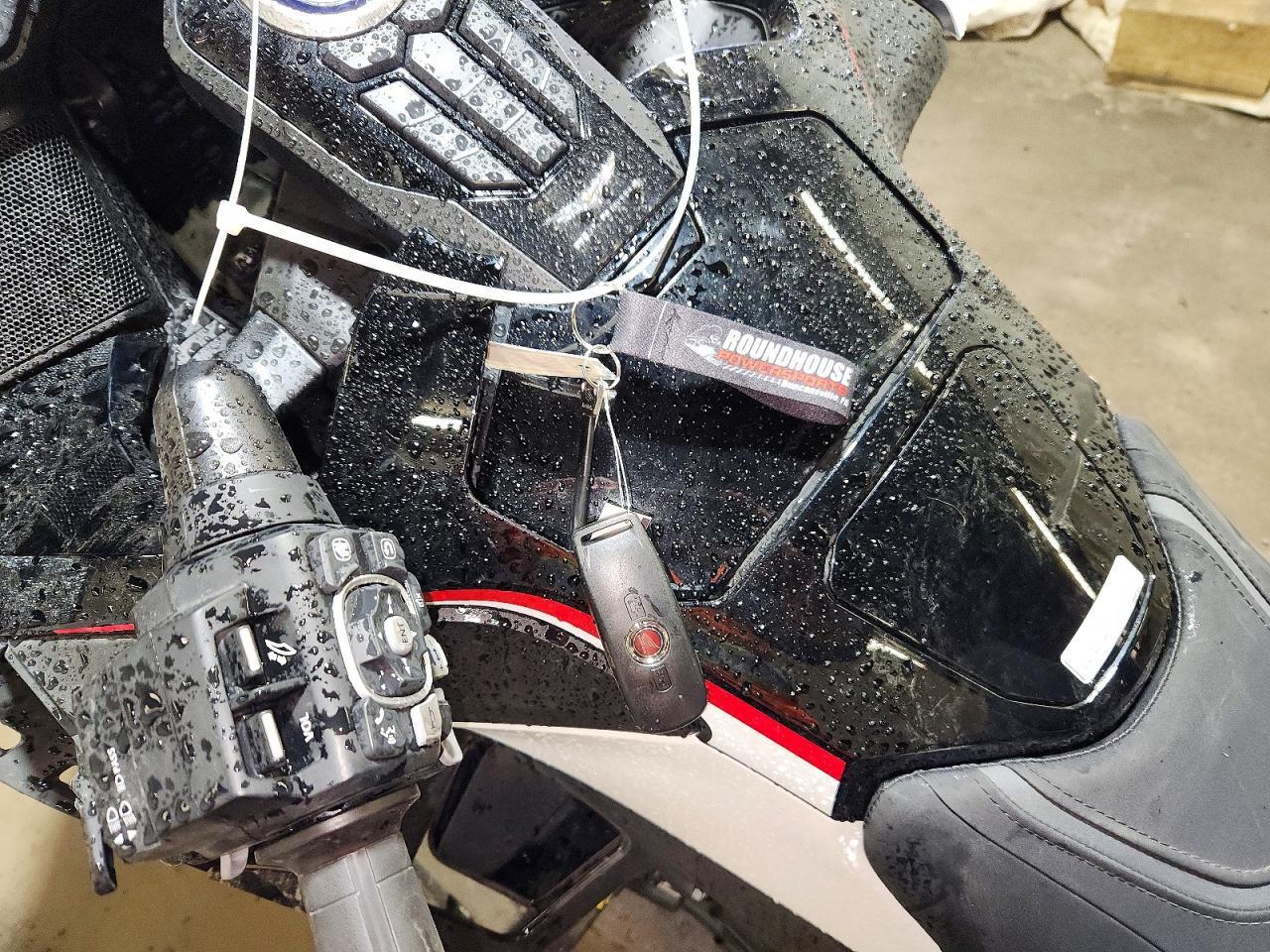 2024 Honda GL1800 D