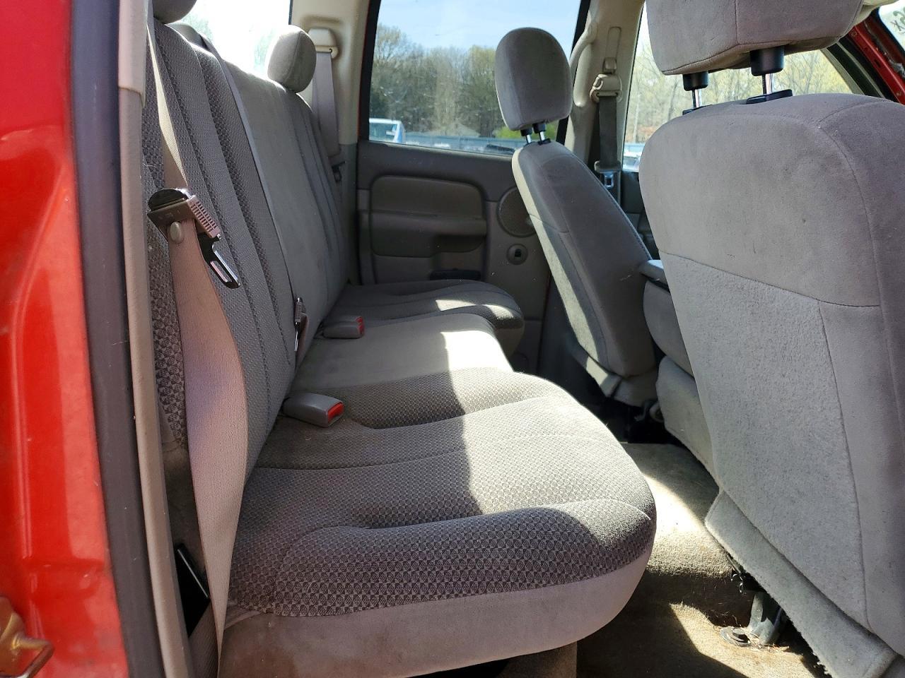 2005 Dodge RAM 1500 ST