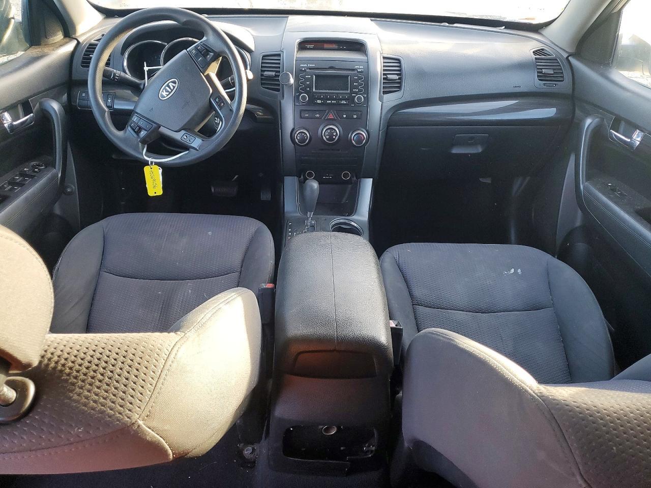 2011 KIA Sorento lx