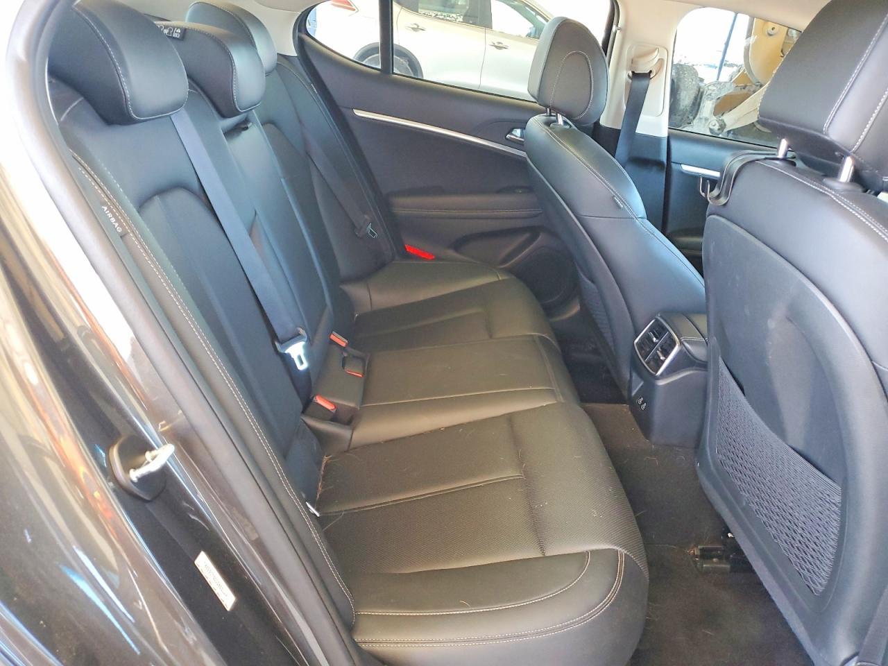 2025 Genesis G70 2.5t Standard