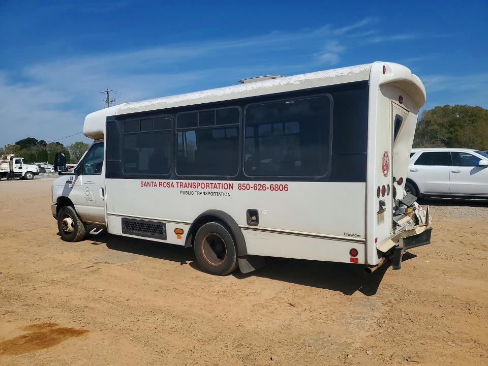 2016 Ford Econoline E350 Super Duty Cutaway van