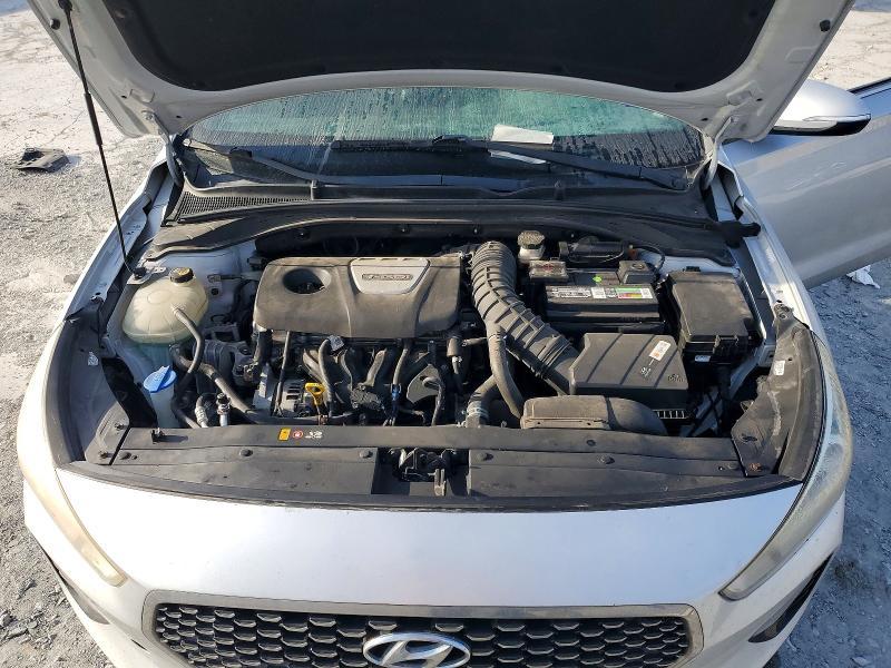 2018 Hyundai Elantra gt Sport