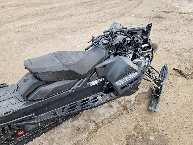 2023 Skidoo Renegade Enduro 900
