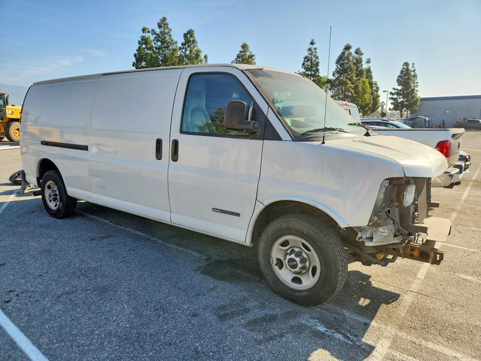 2003 GMC Savana G2500