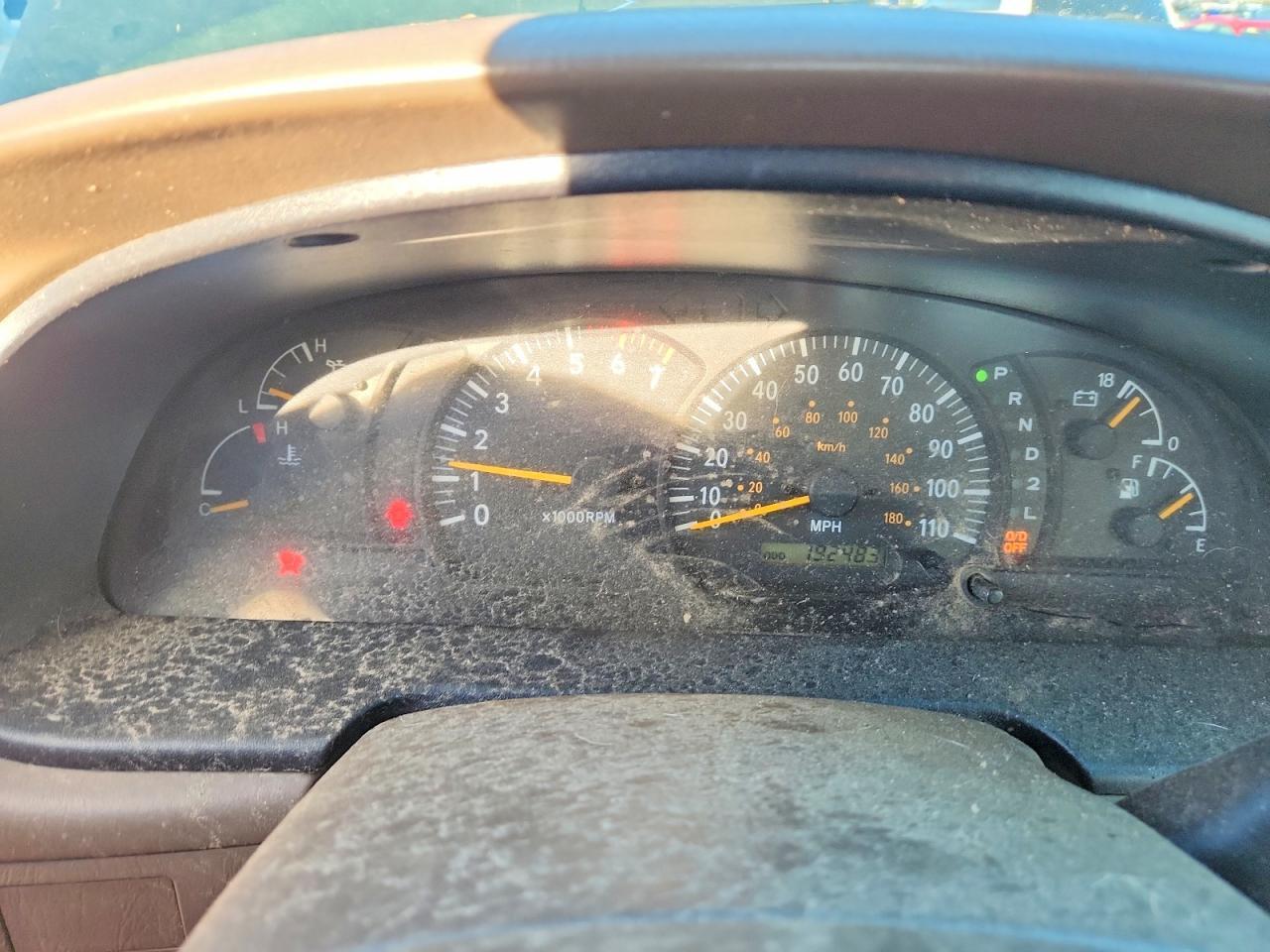 2000 Toyota Tundra SR5