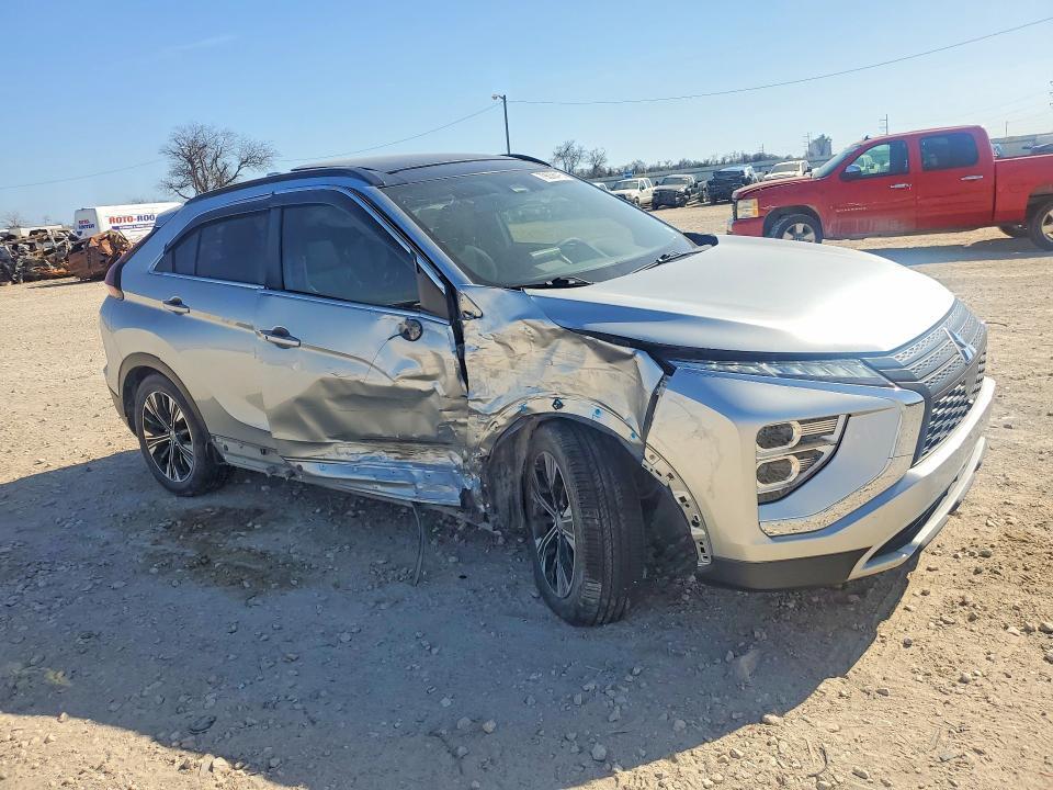 2022 Mitsubishi Eclipse Cross se