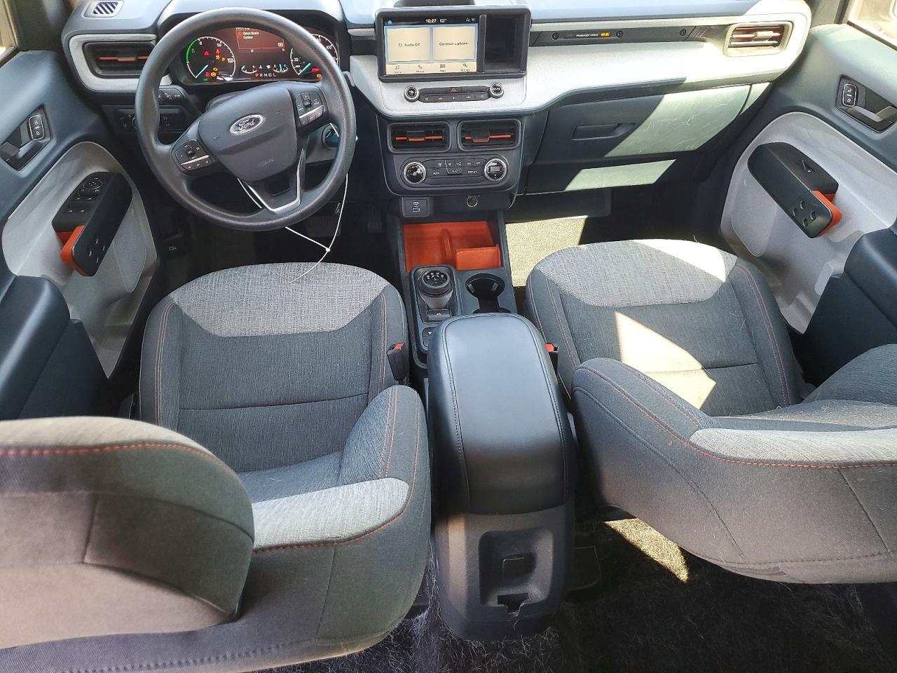 2022 Ford Maverick XL