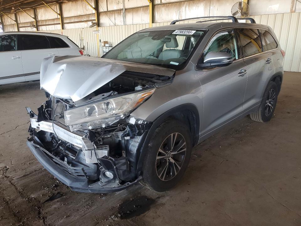 2018 Toyota Highlander le Plus