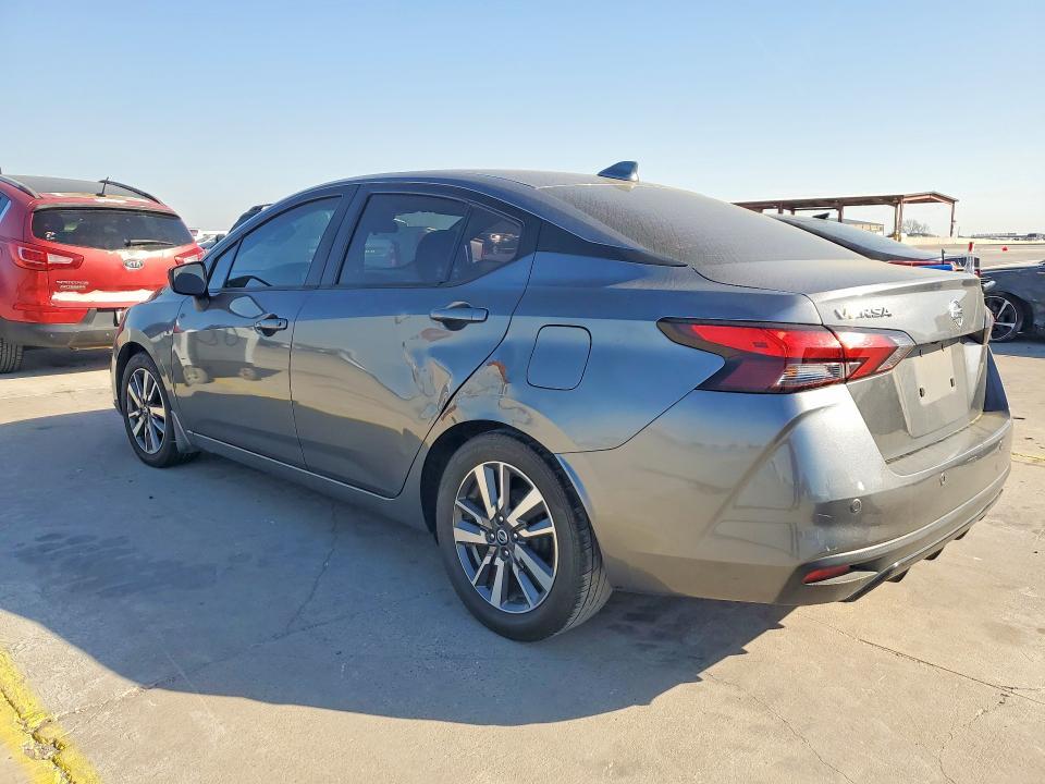 2020 Nissan Versa sv