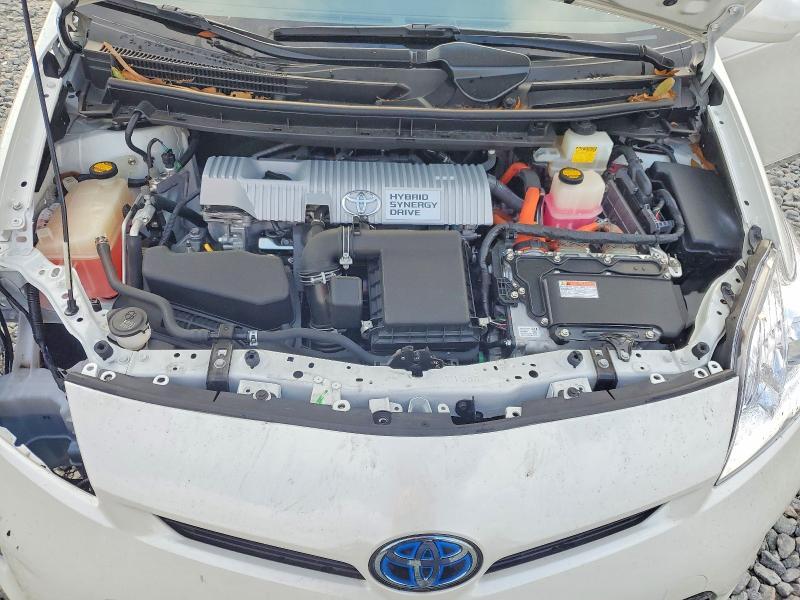 2014 Toyota Prius two