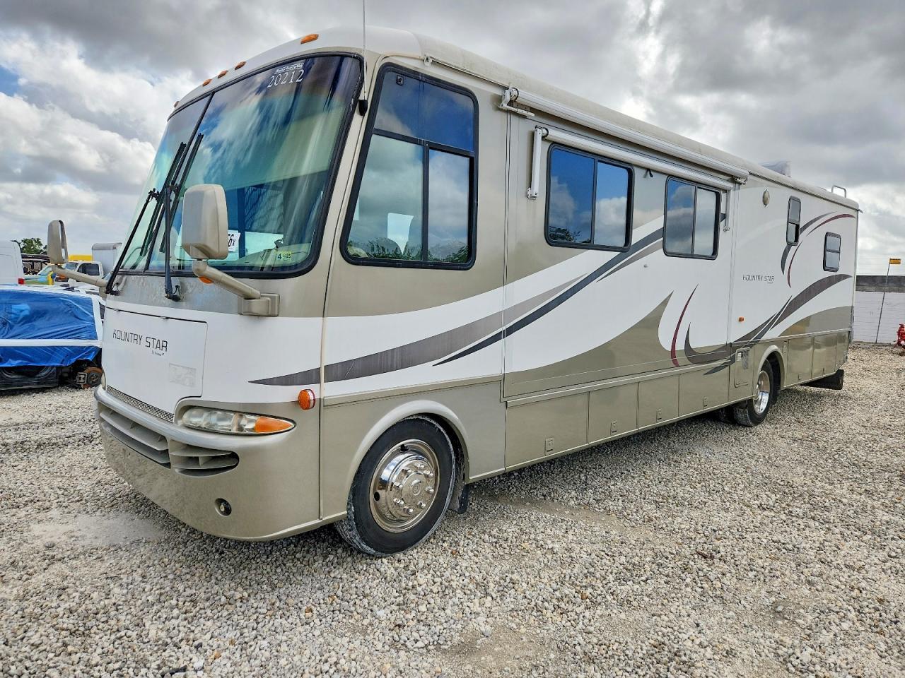 2005 Workhorse Custom Chassis Kountry Star RV