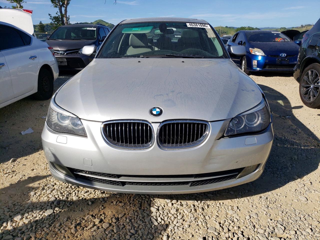 2008 BMW 528 i
