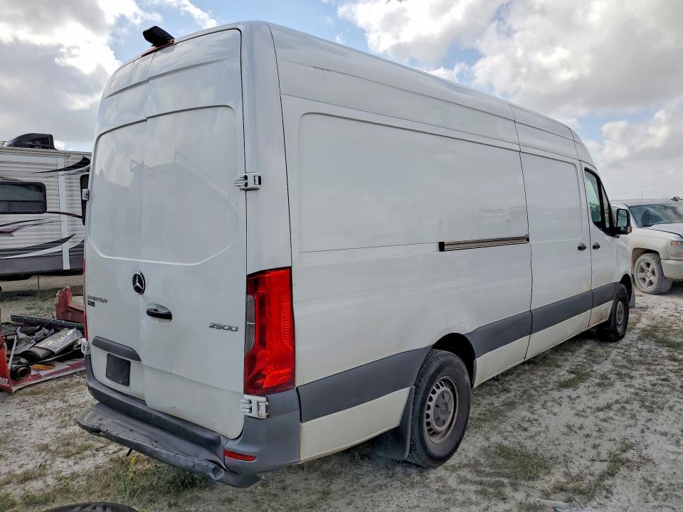 2020 Mercedes-Benz Sprinter 2500 Delivery van