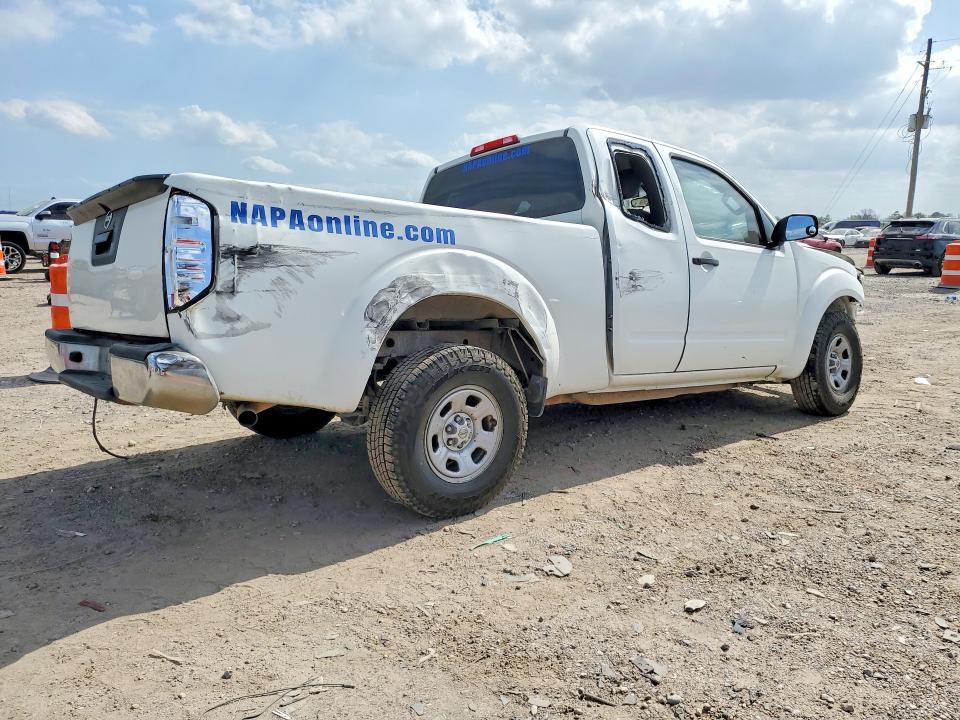 2015 Nissan Frontier s