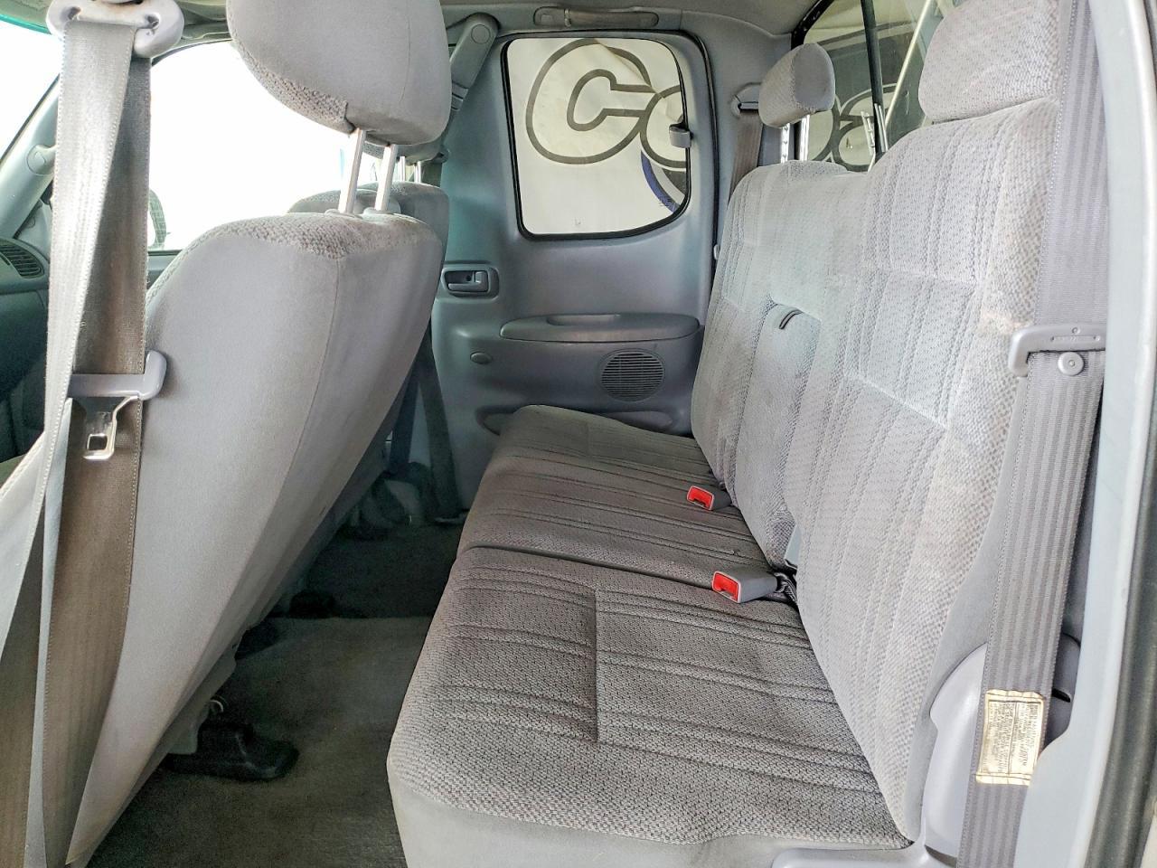 2002 Toyota Tundra SR5 V8