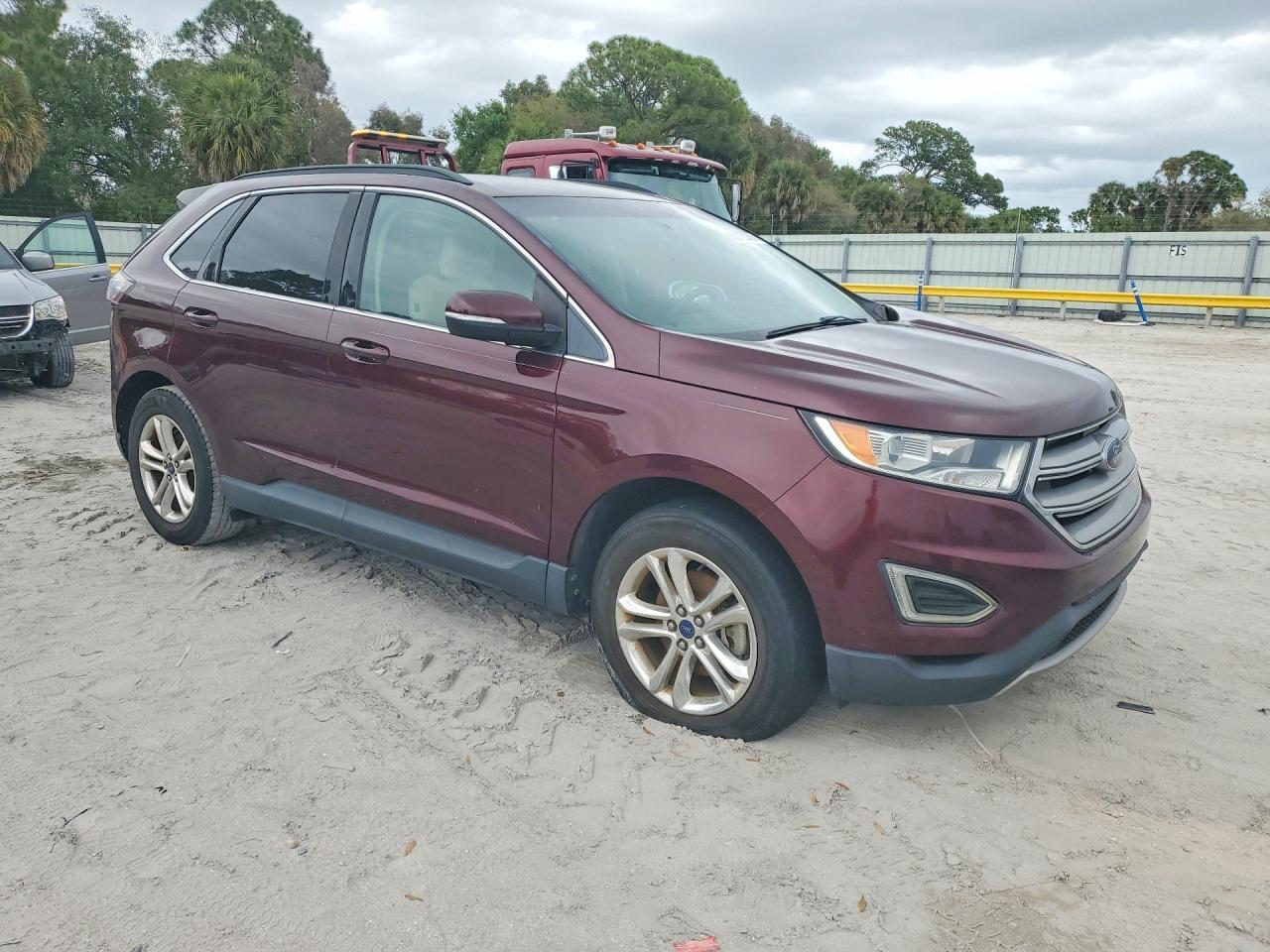 2017 Ford Edge sel