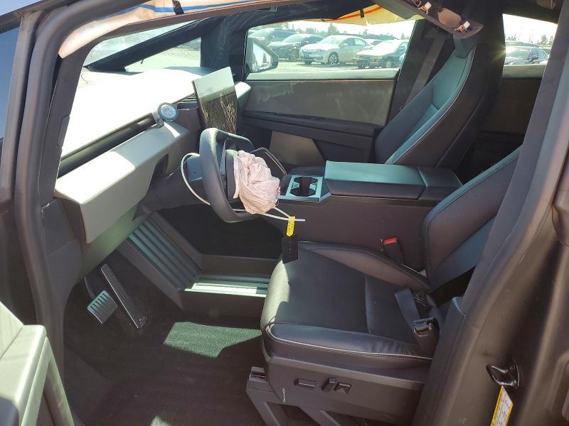 2024 Tesla Cybertruck