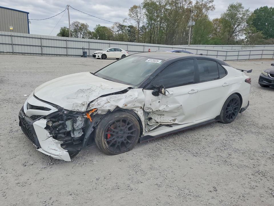 2021 Toyota Camry trd