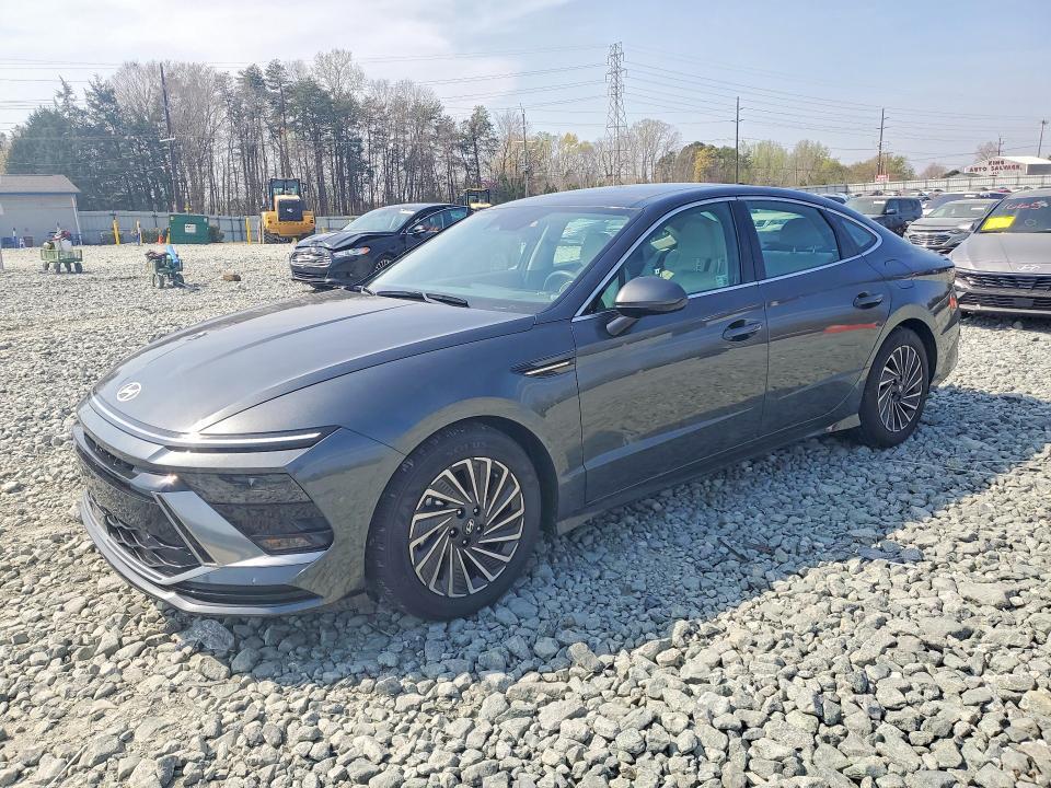 2026 Hyundai Sonata Hybrid sel