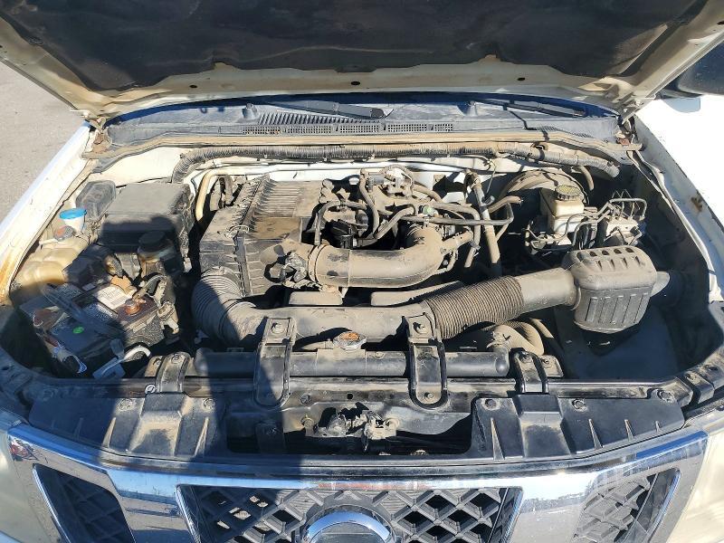2013 Nissan Frontier S