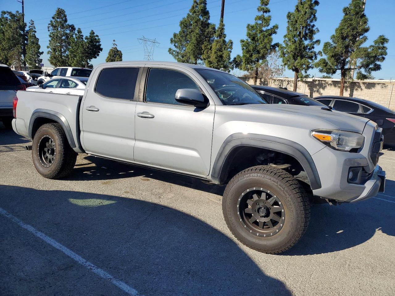 2019 Toyota Tacoma TRD OFF-Road