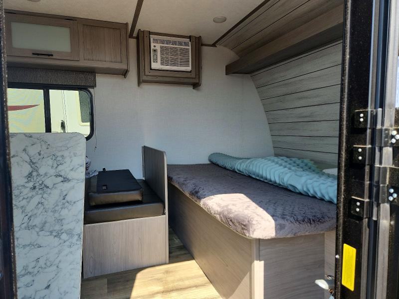 2024 Keystone Coleman Camper