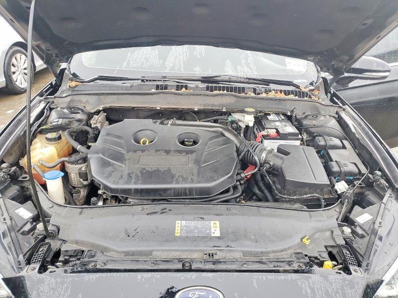 2018 Ford Fusion Titanium/platinum