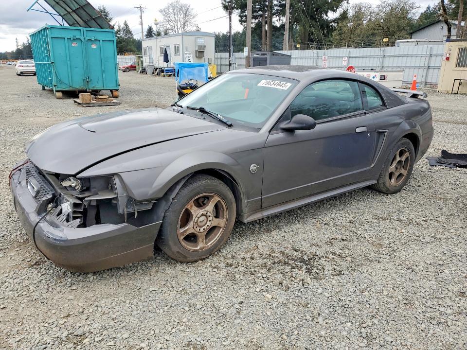 2004 Ford Mustang