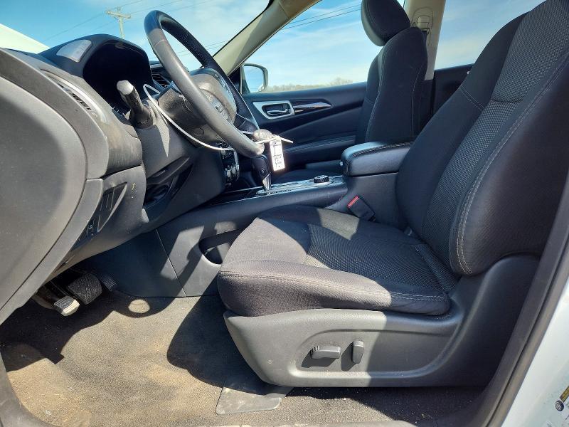 2019 Nissan Pathfinder sv