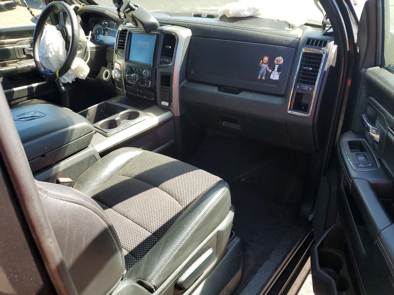 2015 Dodge RAM 1500 Sport