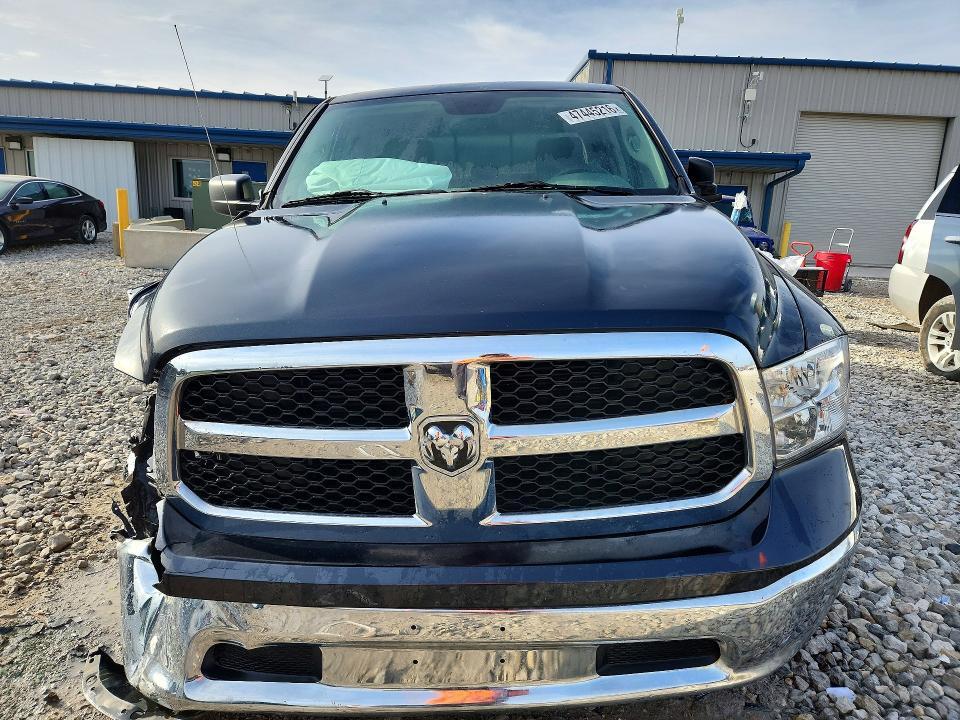 2017 Dodge Ram 1500 slt