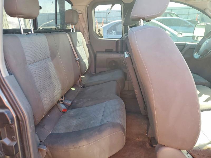 2005 Nissan Titan XE