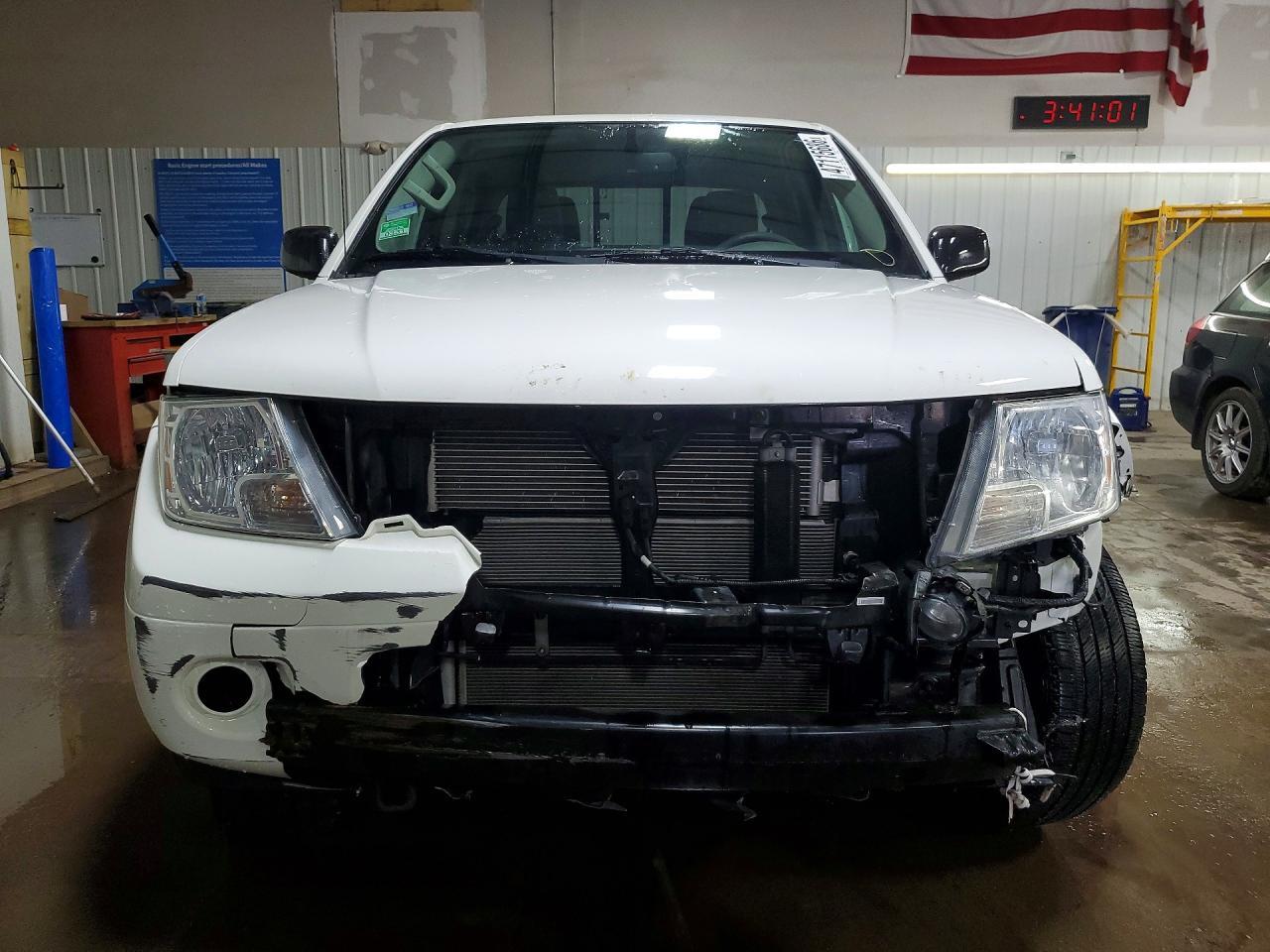 2021 Nissan Frontier SV