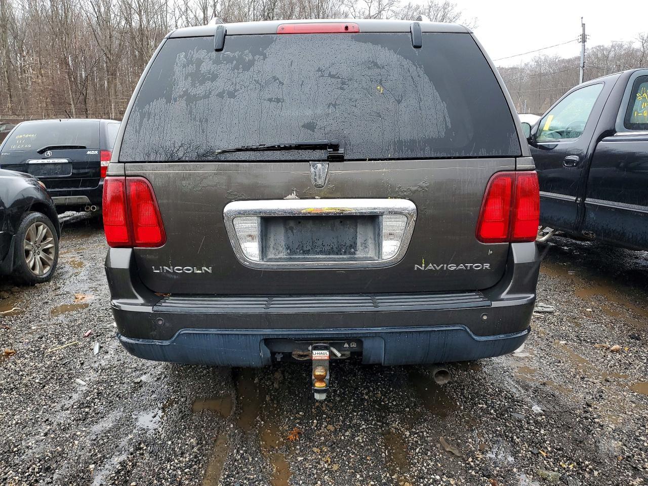 2005 Lincoln Navigator