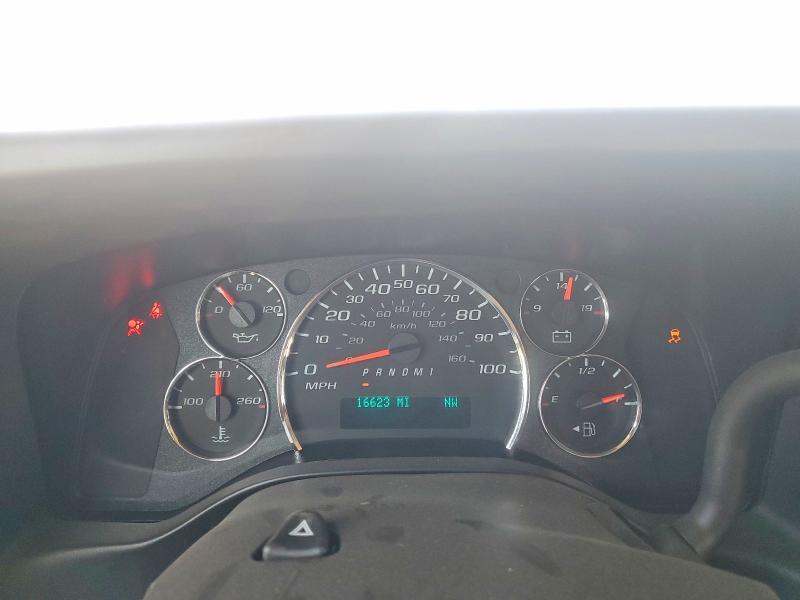 2025 Chevrolet Express G3500 lt